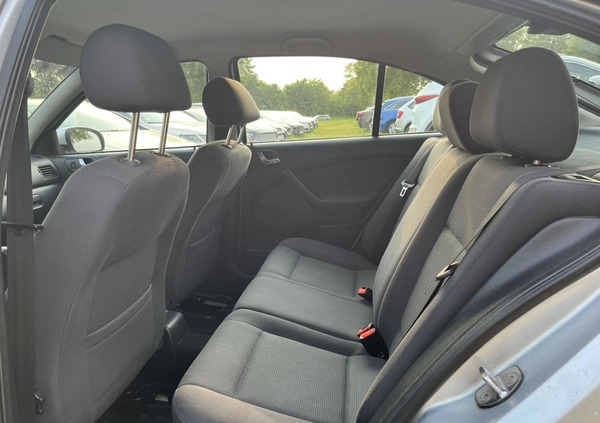Skoda Octavia cena 14900 przebieg: 230000, rok produkcji 2009 z Śrem małe 742